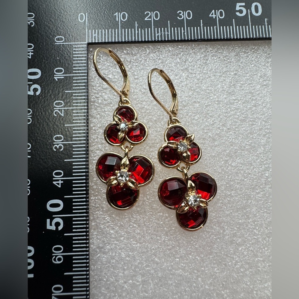 Red and Gold Floral dangle Earrings - Picture 5 of 8